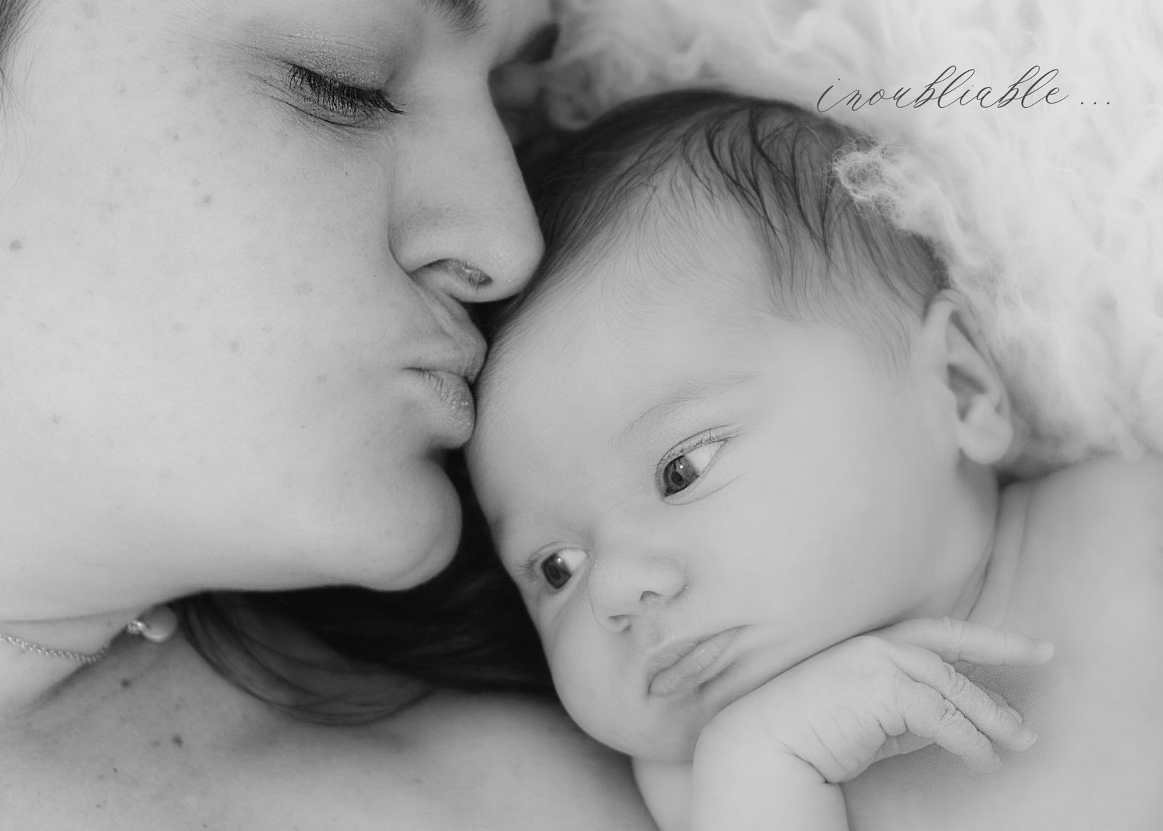 Sophia-12,séance nouveau né, photo naissance, photographe Aix en provence, photographe du sud de la France, Photographie noir et blanc, photographe mère enfant, photo petite demoiselle