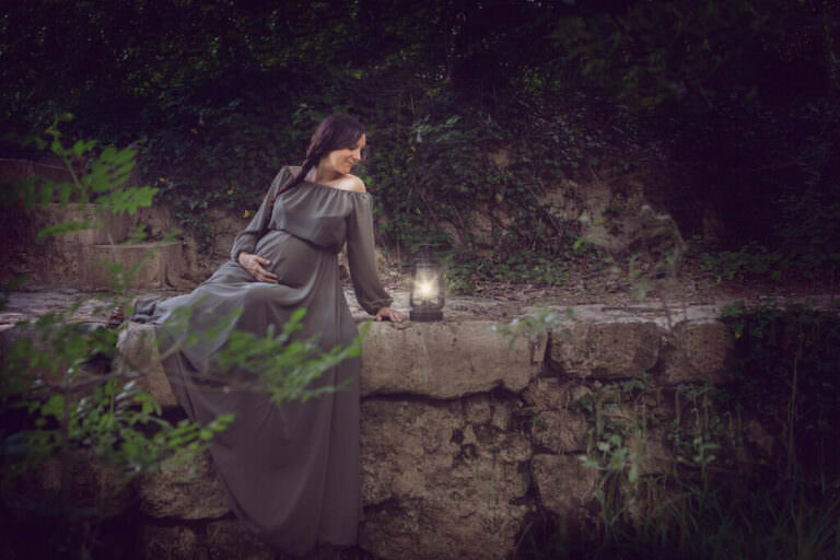 Maelys et Anthony-Melanie Durand Photographe-Séance grossesse-photo femme enceinte-photographe Aix en Provence-photographe Marseille-photographe famille-photo parent-bientot maman-femme enceinte-pregnant photography-séance photo exterieur-photographe spécialisée-photo nature-